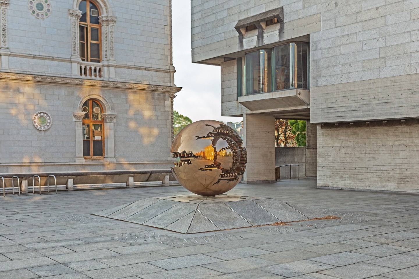 Image of Sfera con Sfera